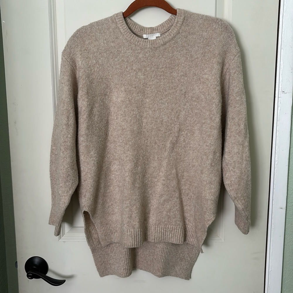 H&M beige sweater